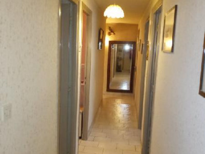 Agréable plain-pied semi-individuel de 115 m²
